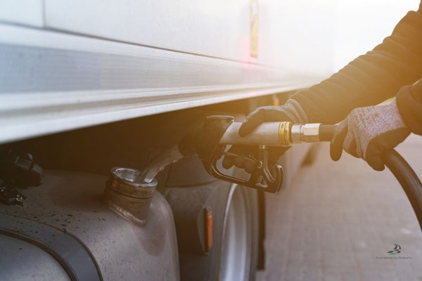 Fuel Quality on the Road: How to Protect Your Engine from Bad Batches and Unknown Pumps